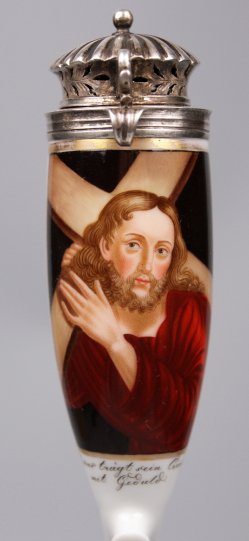 D1562 Jesus mit Kreuz