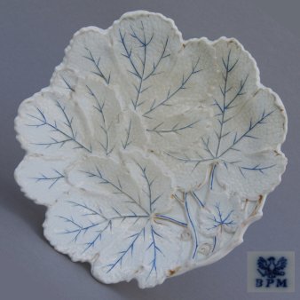 Buckauer Porzellanmanufaktur, Blattschale um 1842, D0905-175-00