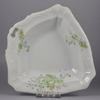 Buckauer Porzellanmanufaktur, Dreieck-Schalen um 1897, D0726-187-25