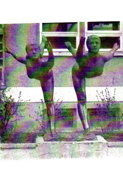 Dieter Borchhardt, Standwaage 1969, Bronze, Magdeburg