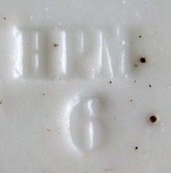 HPM 6 Frau mit Milchkannen Marke