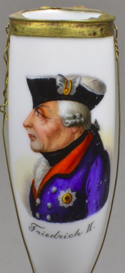 Friedrich II von Preußen, Halbportrait, Porzellanmalerei, Pfeifenkopf, nach Chodowiecki, D1129