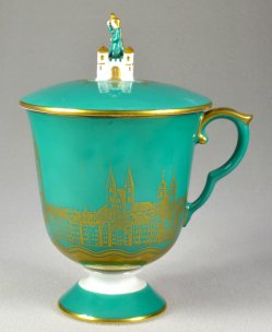 Albin Müller (1871-1941), Grüne Deckeltasse Magdeburg, Tasse, D0836a