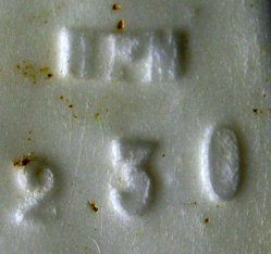 1362-1 HPM 230 Blumenflechterin Marke