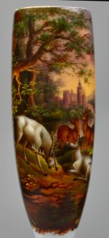 Ruhendes Rotwild im Schlosspark, Porzellanmalerei, Pfeifenkopf, D2522