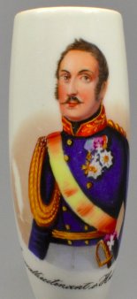 Freiherr Hugh von Halkett (1783-1863), Porzellanmalerei, Pfeifenkopf, D1082