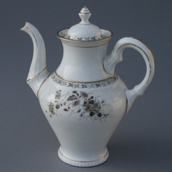 Buckauer Porzellanmanufaktur, Kaffeekanne um 1885, D0687-157-10